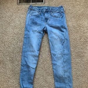 American Eagle skinny jeans size 4